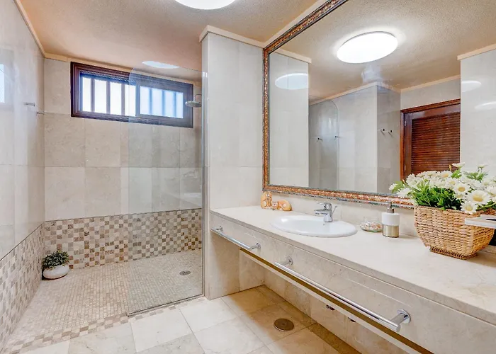 Buenavista Panoramic In * Адехе